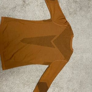 Large Men’s Smartwool under shirt in excellent condition and only worn once